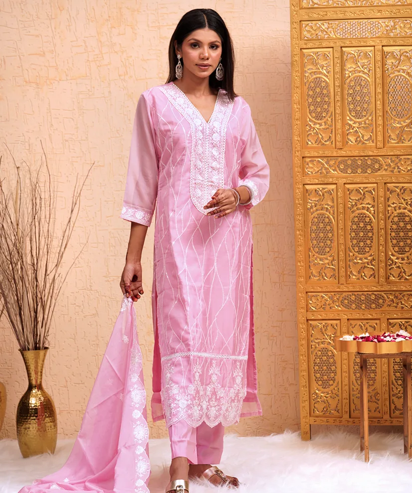 Blush Elegance Embroidered Organza Kurta Set