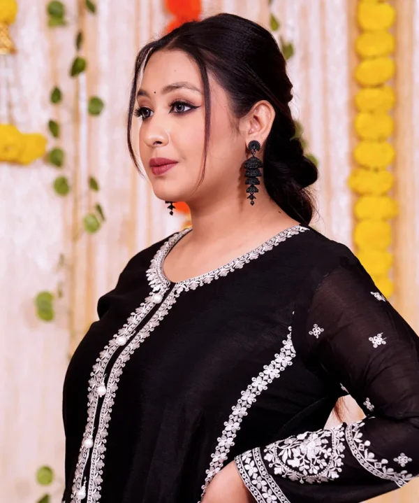 Black Embroidered Kurta Set with Contrasting Polka Dot Dupatta